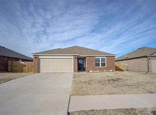 213 Klare Ct, Newcastle, OK 73065