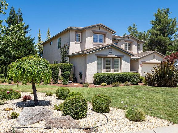 2nd image of 805 Kentfield Ct