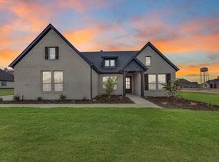 12117 Magma Ct, Krum, TX 76249