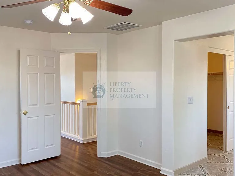 6206 E Bellaire Way — Photo 6