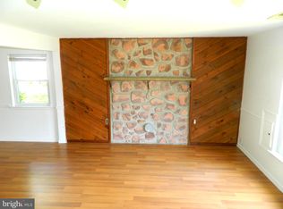 1603 Beechwood Pl, Clementon, NJ 08021