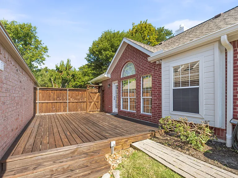 3277 Green Ct — Photo 22