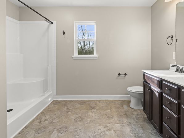 129 Cedar Ridge Dr, Maysville, NC 28555