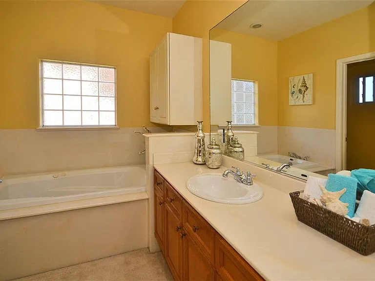 8167 Moller Ranch Dr — Photo 14