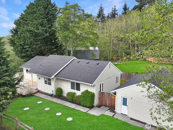 3760 Periwinkle Road, Clinton, WA 98236