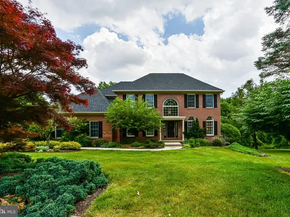 503 Ridgeview Dr, Hockessin, DE 19707