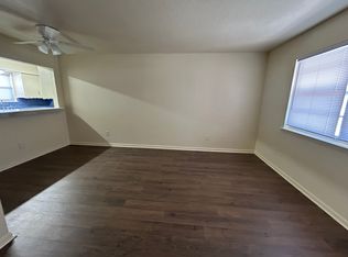 1216 W Bishop St, Weatherford, TX 76086