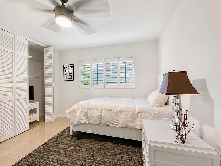 1147 Shady Rest Ln — Photo 17
