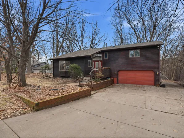 266 Twin Lake Trl, Little Canada, MN 55127