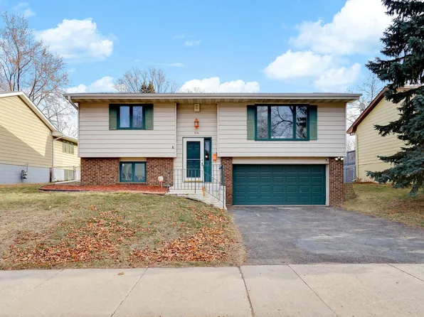 916 Allen Ave, West Saint Paul, MN 55118