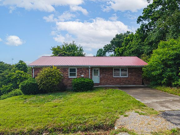 2nd image of 2122 State Highway 1651
