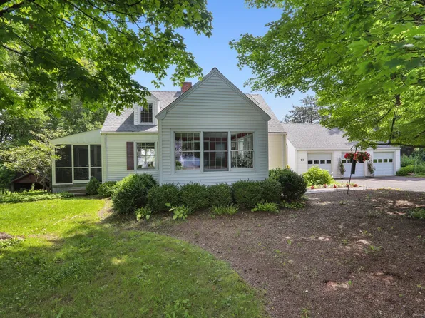 93 Long Meadow Hill Road, Brookfield, CT 06804