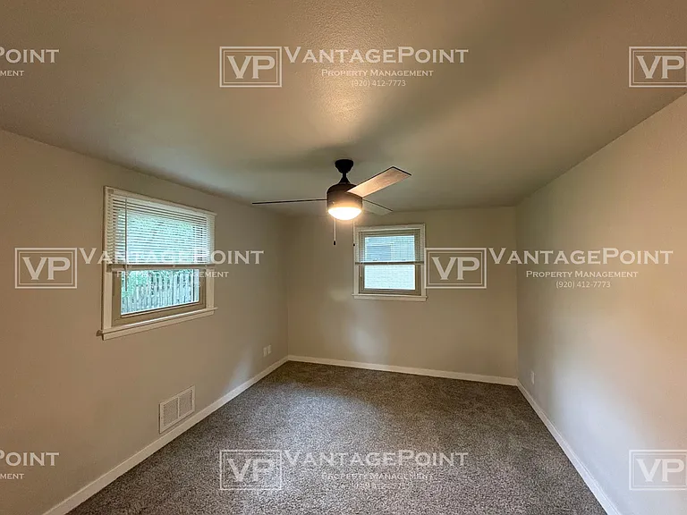1643 Birchwood Dr — Photo 10