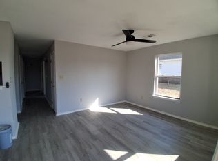 32 Cypress Ave, Clarksville, AR 72830