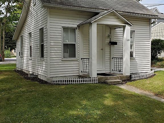 2nd image of 121 N Enterprise St