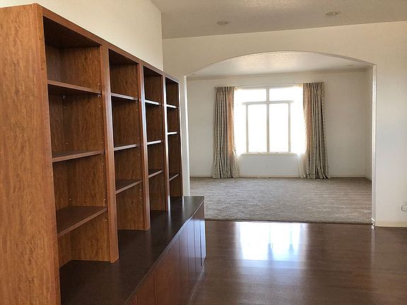 entry to living room