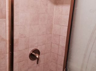 27 Hapsburg Pl, Hempstead, NY 11550