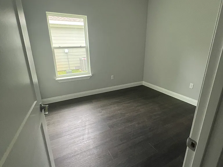 1408 Minnesota Ave — Photo 11