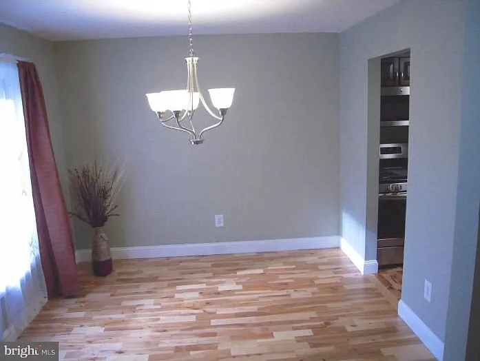 3 Strabane Ct — Photo 7