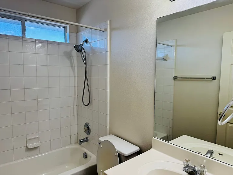 8943 Walnut Spgs — Photo 20
