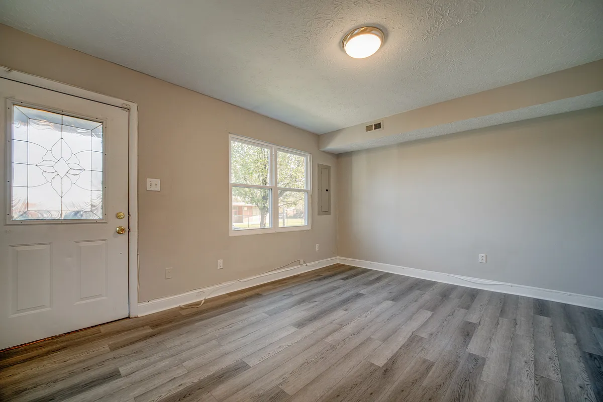 Building Photo - 2727 Tate St #2727