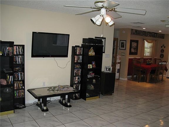 3rd image of 116 Temple Dr