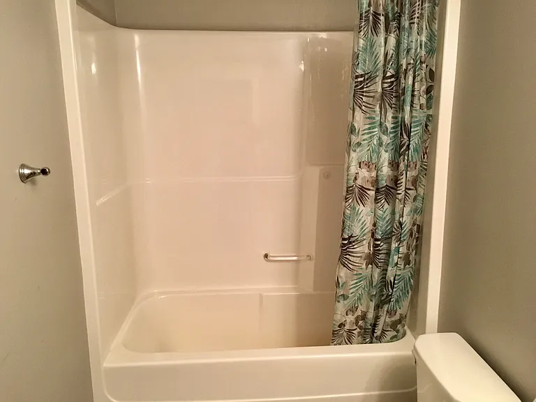 844 Rae St #B — Photo 8