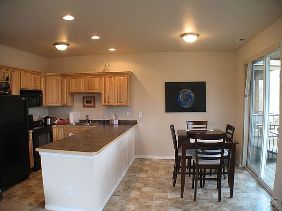 3rd image of 2002 S 6th St W APT 202