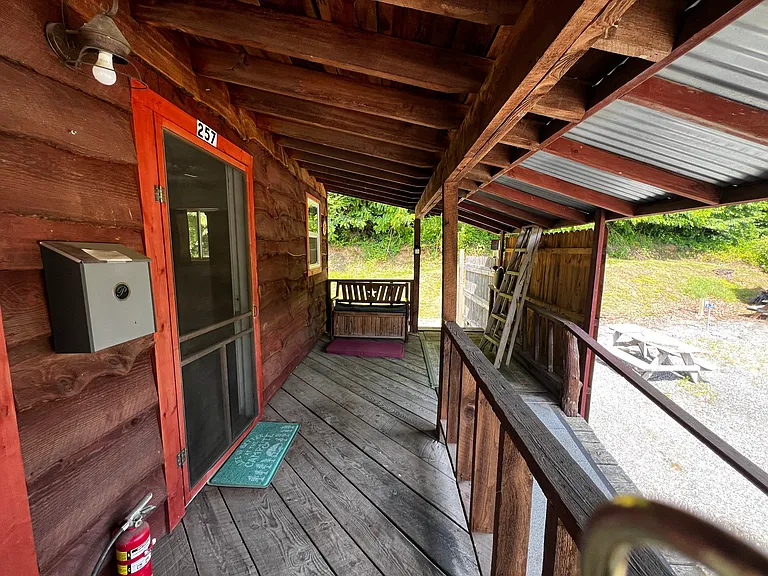 282 Tunnel Mountain Rd #1 — Photo 2