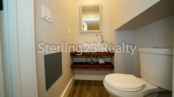 Rented by Sterling Realty Solution Inc | media 35