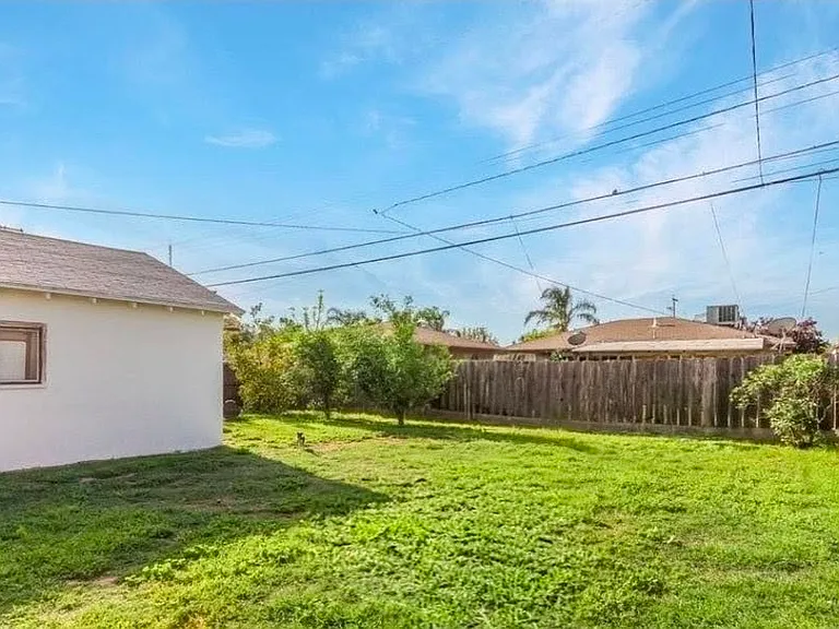 2928 E Terrace Ave — Photo 8