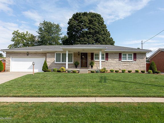 4th image of 9011 Wooddale Dr