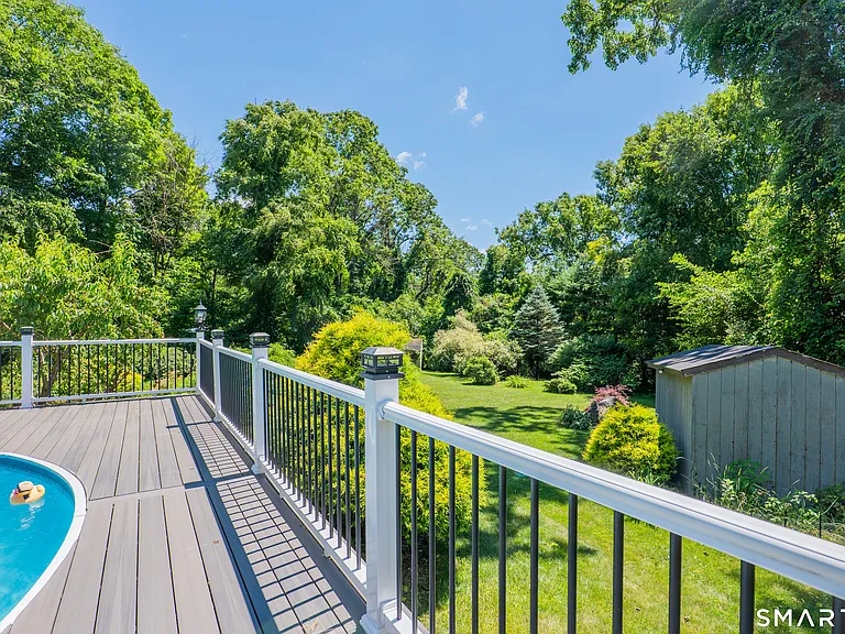 15 Farrell Rd — Photo 34
