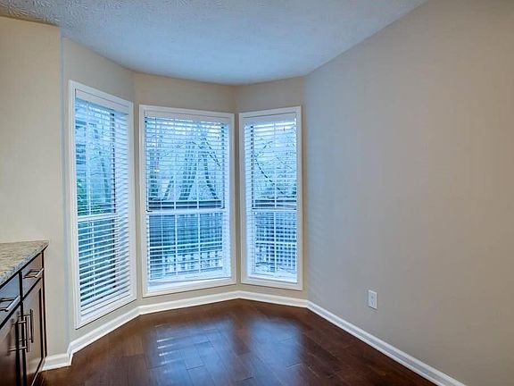 4th image of 2901 Lenox Rd NE #603