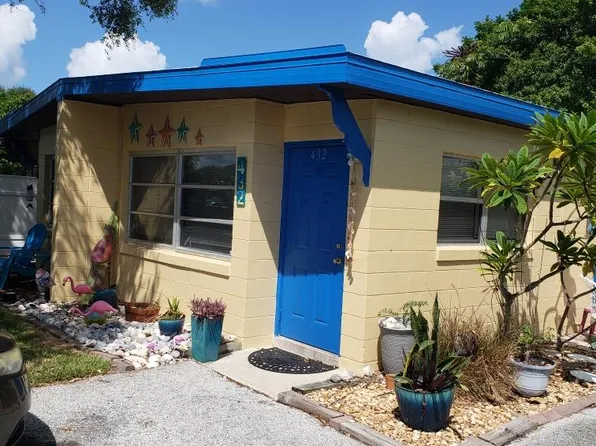 432 Jefferson Ave, Cape Canaveral, FL 32920