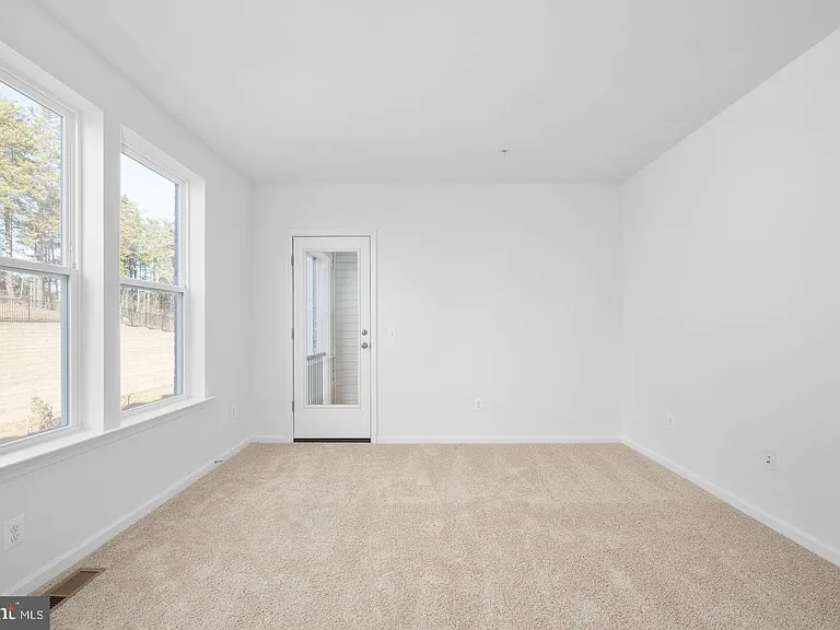 2536 Neabsco Common Pl — Photo 24