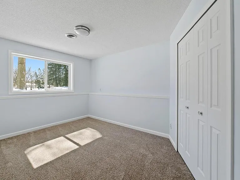 3345 Minnesota Ln N — Photo 21
