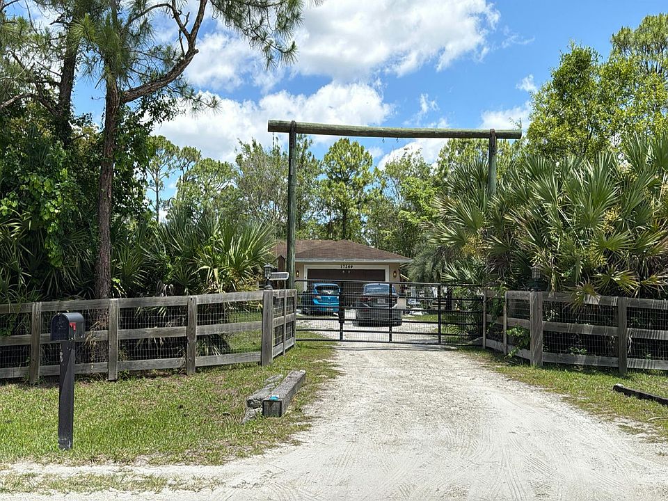 1st image of 17269 71st Ln N