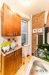 Rented by Wave Real Estate Group