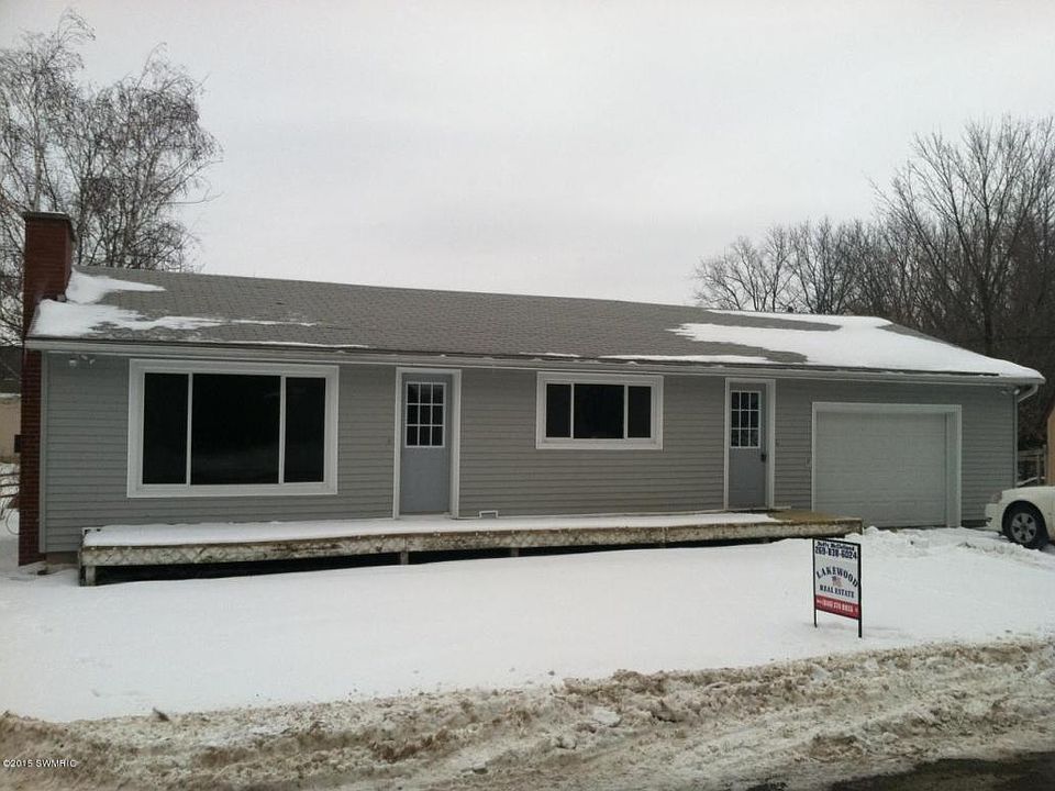 1st image of 156 W Ferney St
