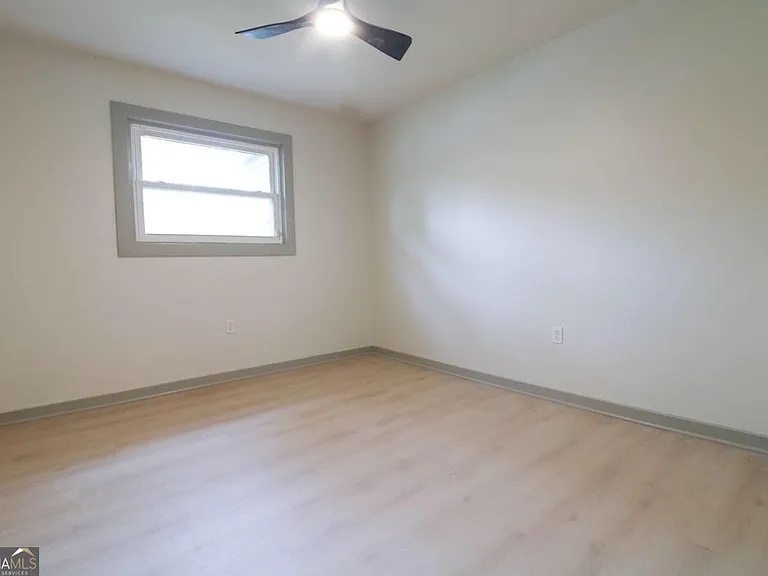 4396 Greenleaf Cir SW — Photo 18