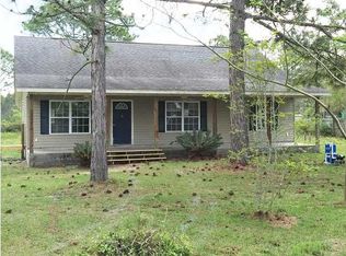 305 Jared Ln, Apalachicola, FL 32320