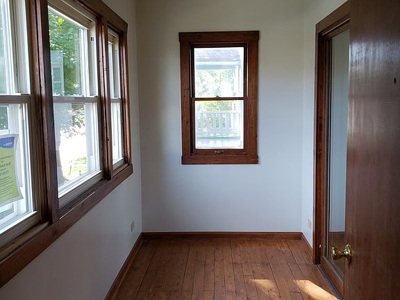 2nd image of 1216 S 58th Ave