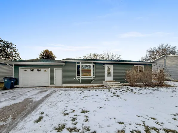 514 Valley Ave, Burlington, ND 58722