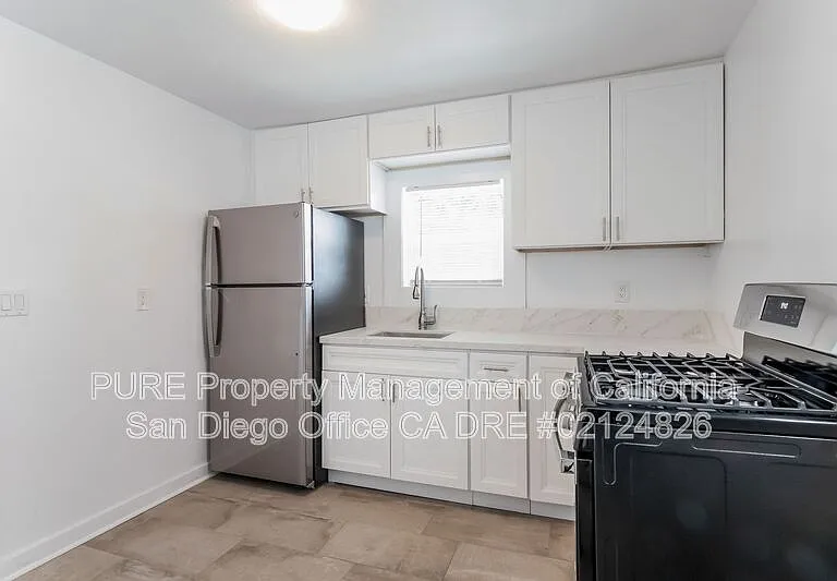 1840 Harding Ave — Photo 9
