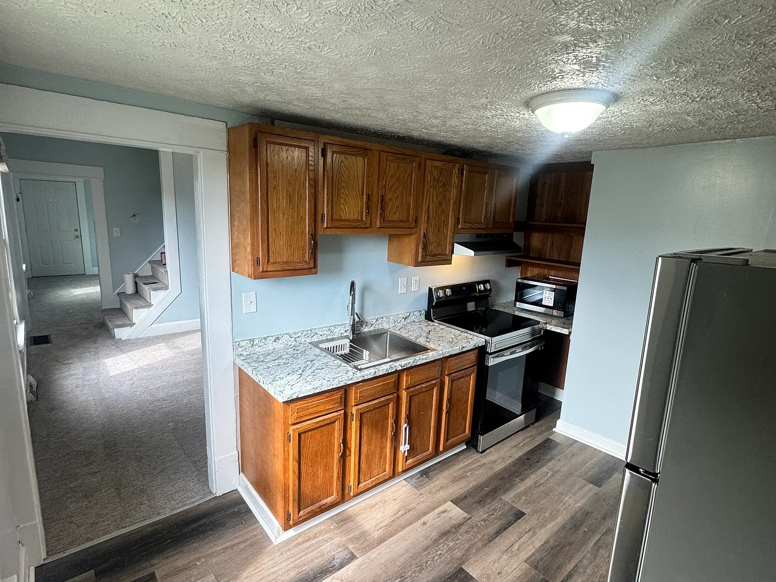 2 bed, 1100 sqft, $1,600 — Photo 1
