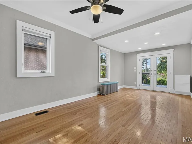 7122 Nashville Ave — Photo 19