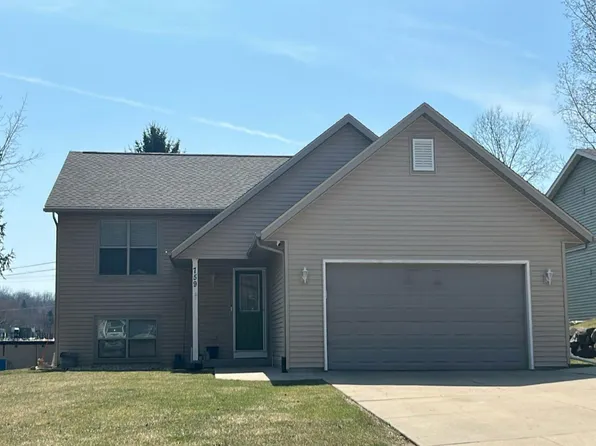 759 Hemphill Ave, Edgerton, WI 53534