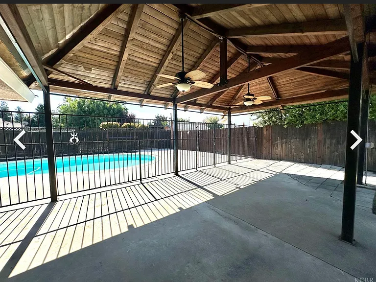 833 N Rector Way — Photo 12