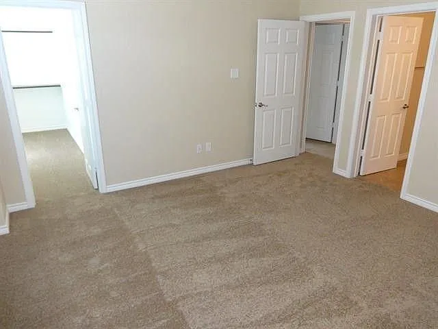 5420 Soledad Dr — Photo 6